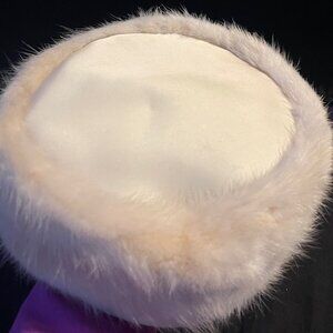 1960’s Women’s White Fur Hat Trimmed in Satin Vintage
